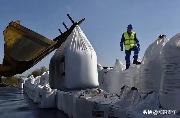 全球化肥圈彻底乱了！3月24号化肥“巨头”俄罗斯突然放出大招，暂停硝酸铵出口整整