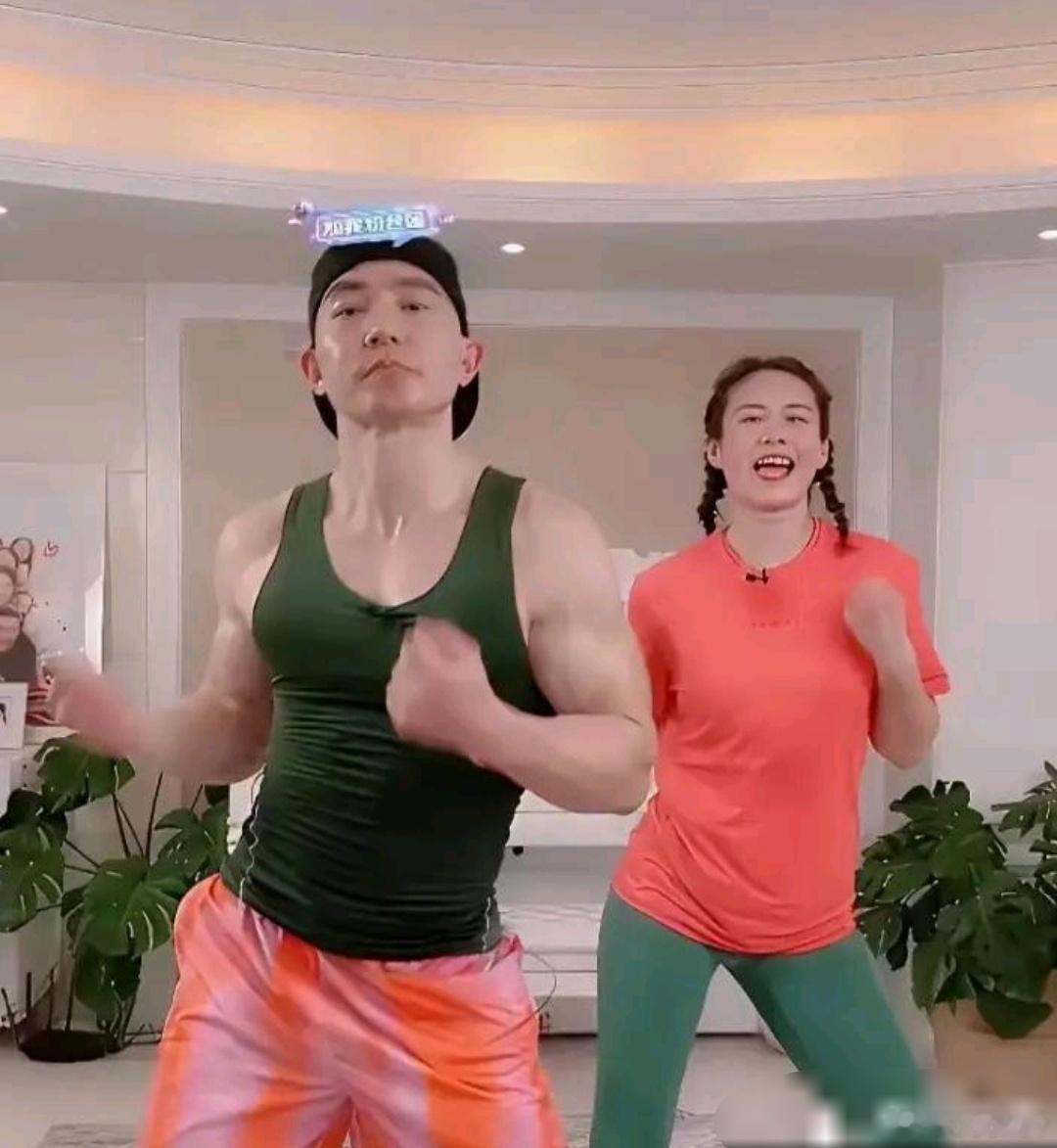 刘宏真是凉得太快了！从巅峰7000多万粉丝，到现在掉粉超1200万，曾经直播间4