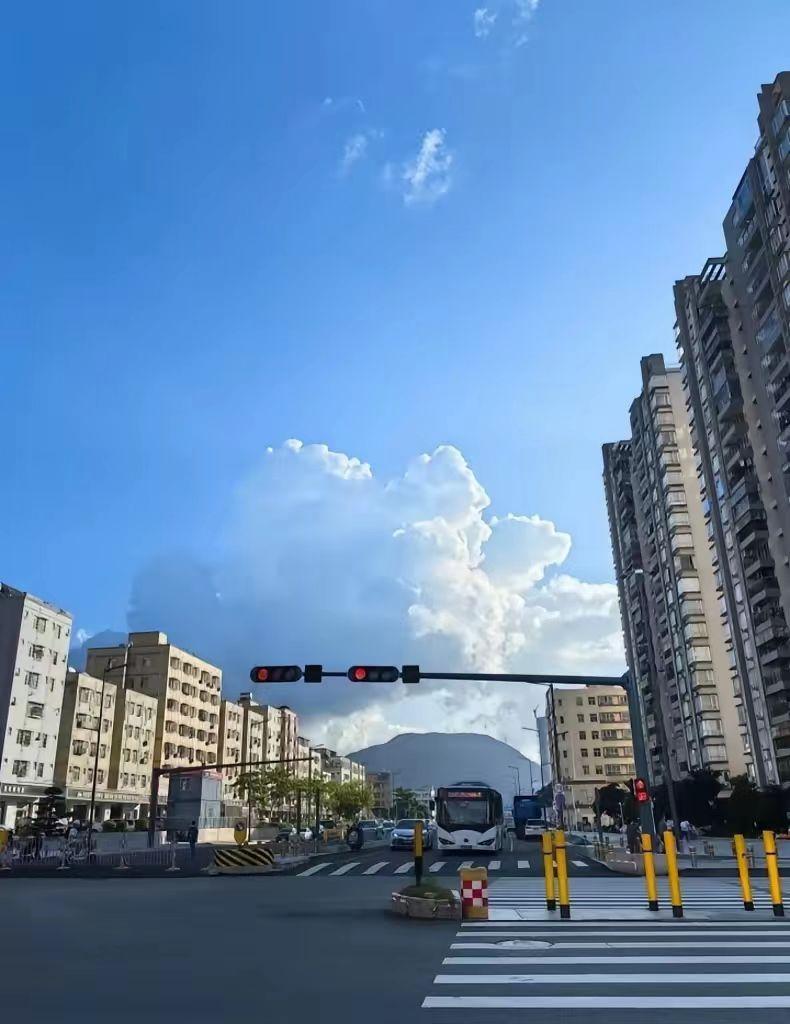 大家做好心理准备了吗？
今天就是7月25号了，
全国各个地区即将正式进入到今年三
