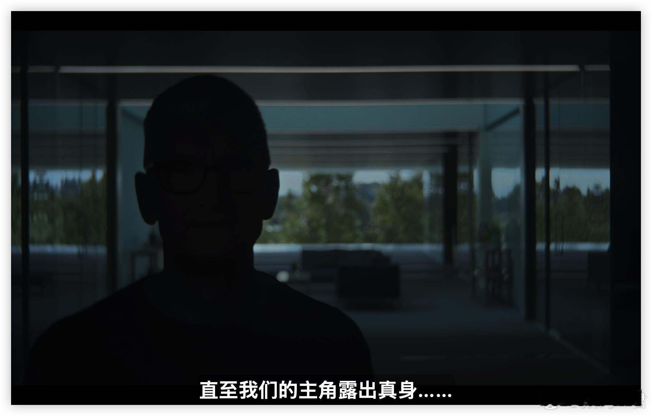 苹果发布会新CEO约翰·特努斯的首秀方式，有点创意啊哈哈哈哈哈！[柯基] ​​​