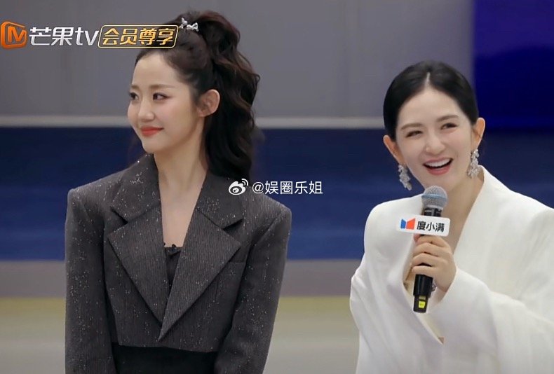 那么多公演舞台，总会有合作的时候，业务能力弱的希望有强的带着自己，业务能力强的，