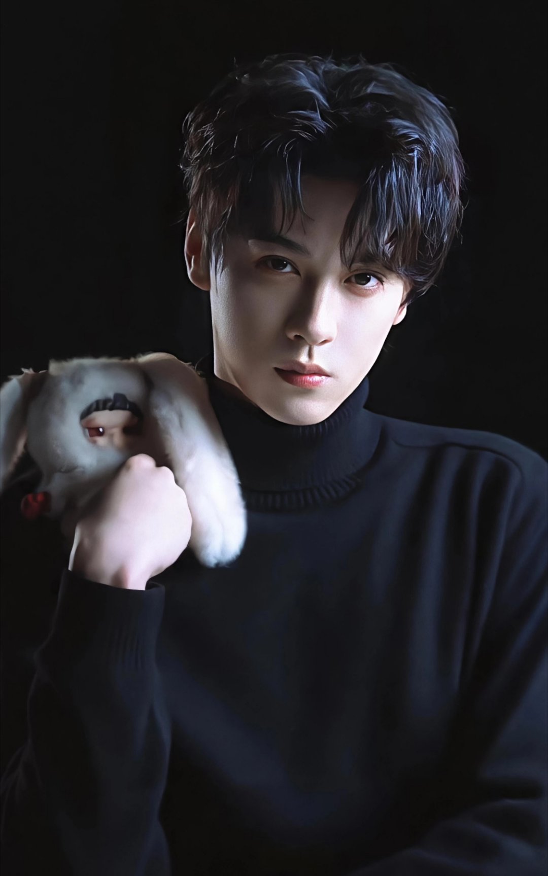 田栩宁才是顶级萌脸烧 咱就是说，能被前辈主动关注肯定是有原因的 。说明平时够努力