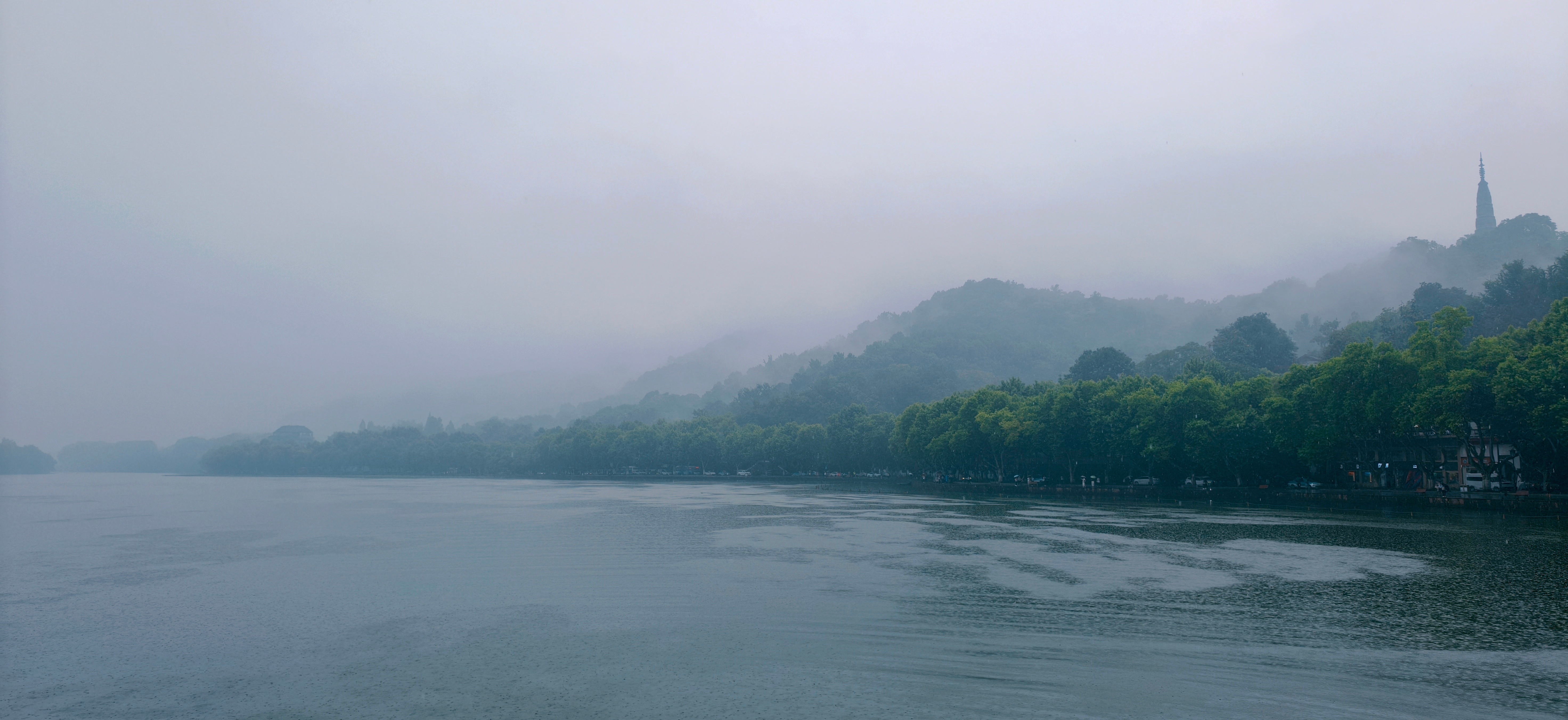 雨西湖 