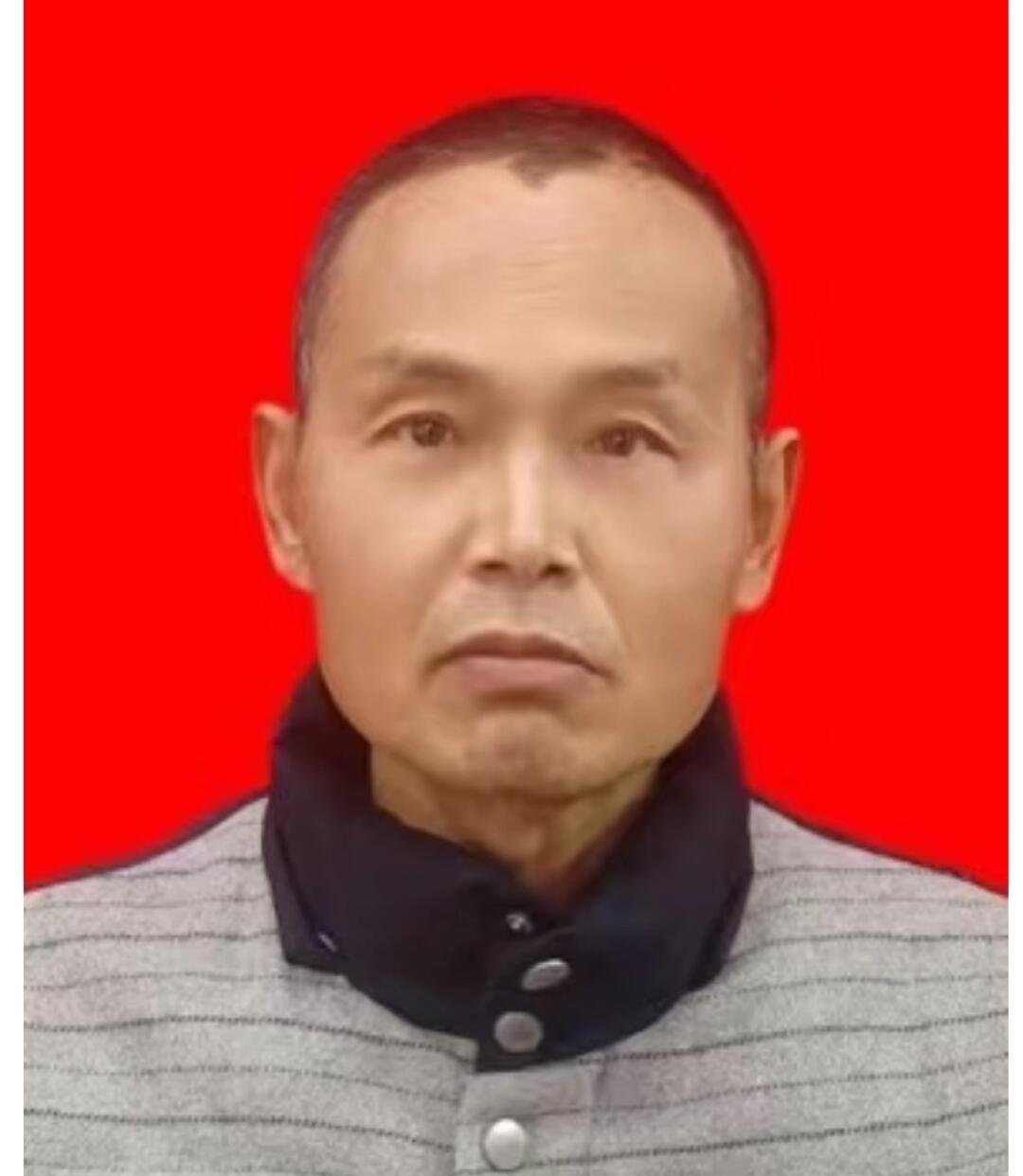 别划走了帮帮他吧
声明一下是帮忙转发的
紧急寻人！
家里老人走失！！
4号晚上从