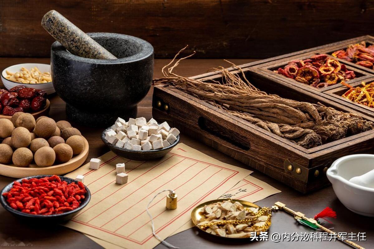 【糖尿病其实是中焦被水淹了，祛水除湿，根本不需要终身服药】

在很多朋友的眼里，