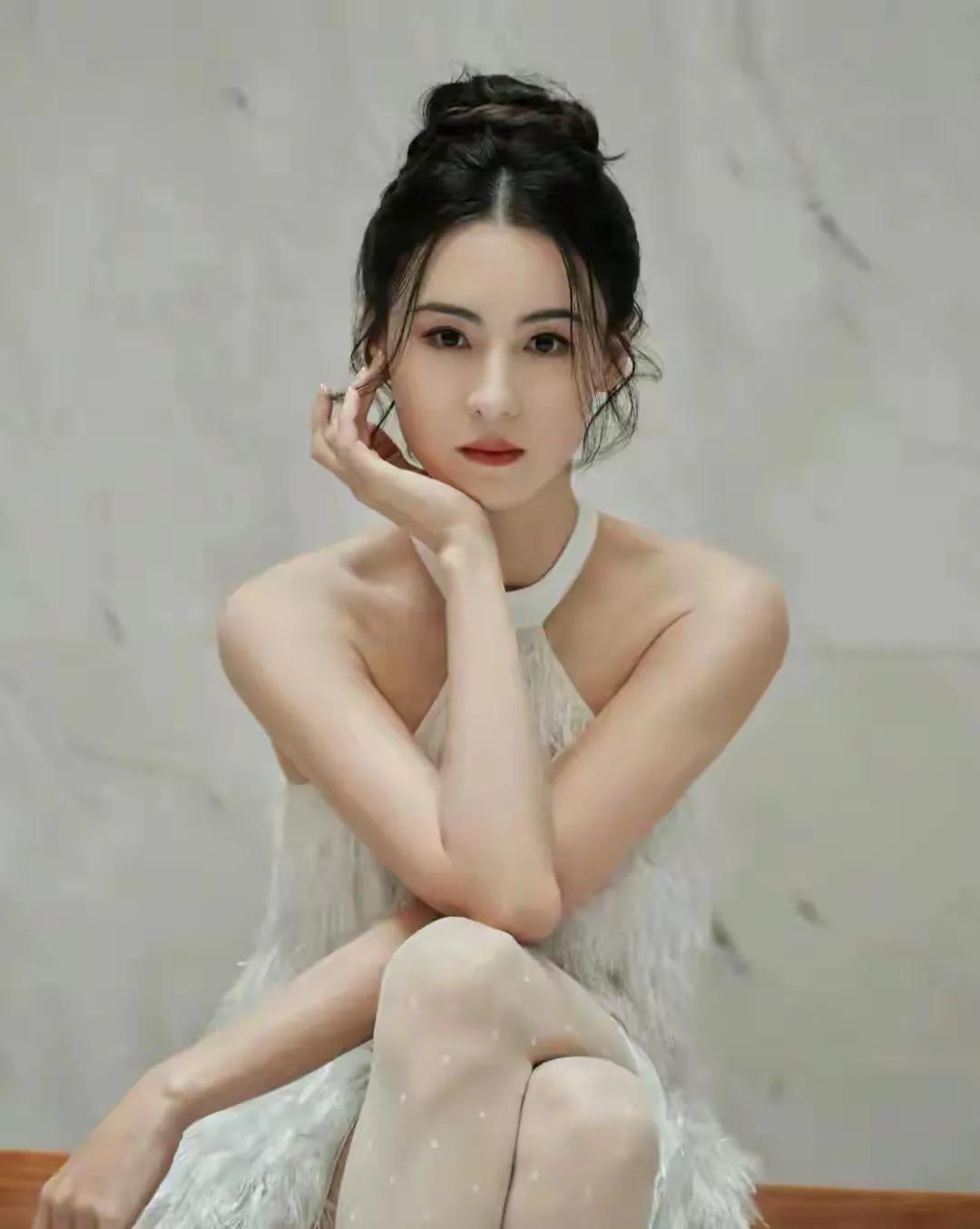 怎样用一句话去形容一个女人的美用“我以为”造个句子，看我们谁的最扎心 女性魅力鉴