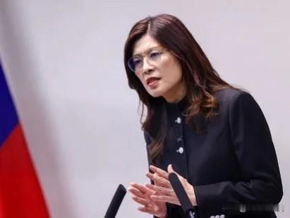 国民党主席郑丽文今（7日）出席“纪念七七抗战暨庆祝黄复兴成立70周年”活动。郑丽