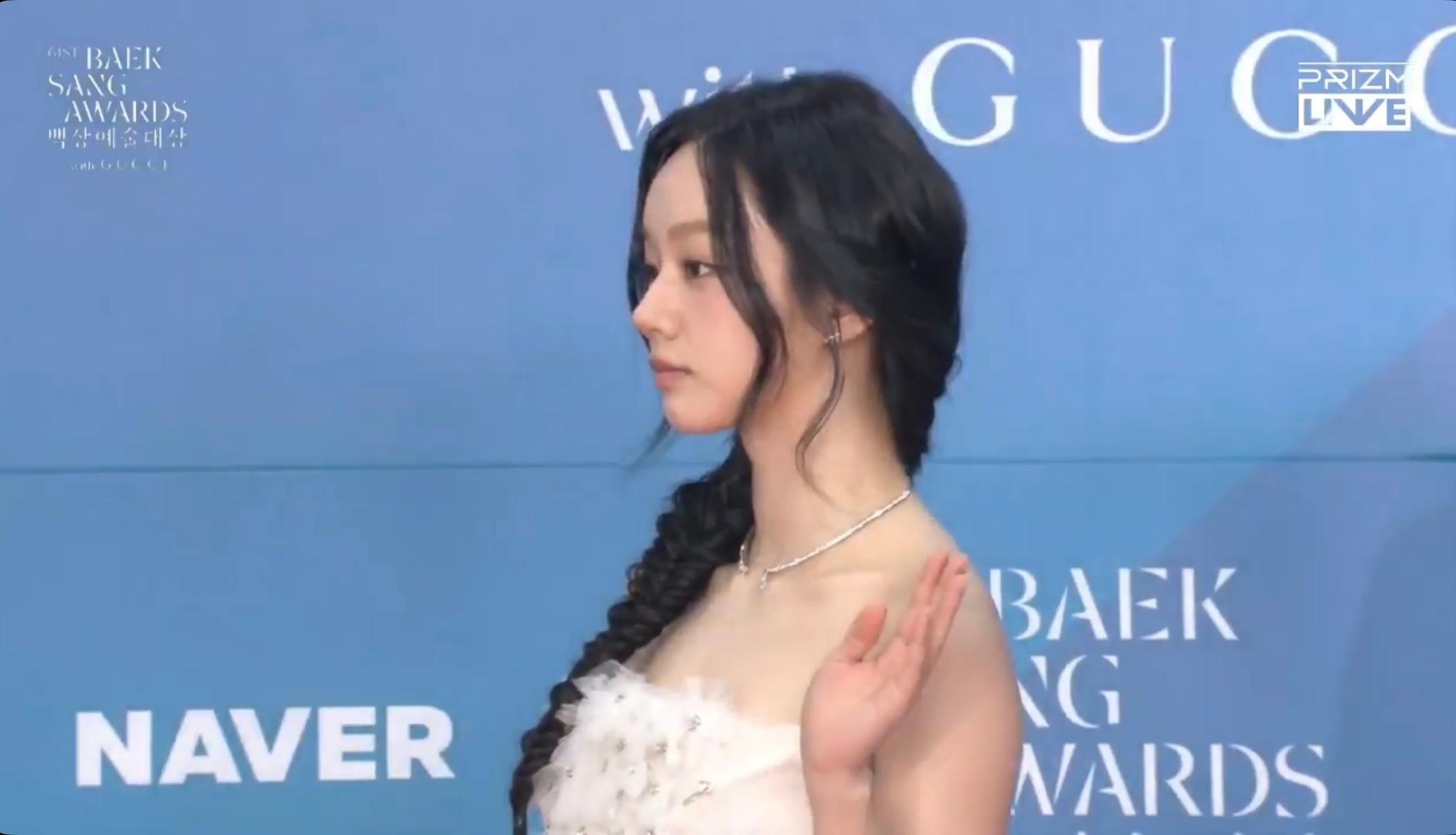 李惠利百想红毯李惠利麻花辫 好美！！ ​​​