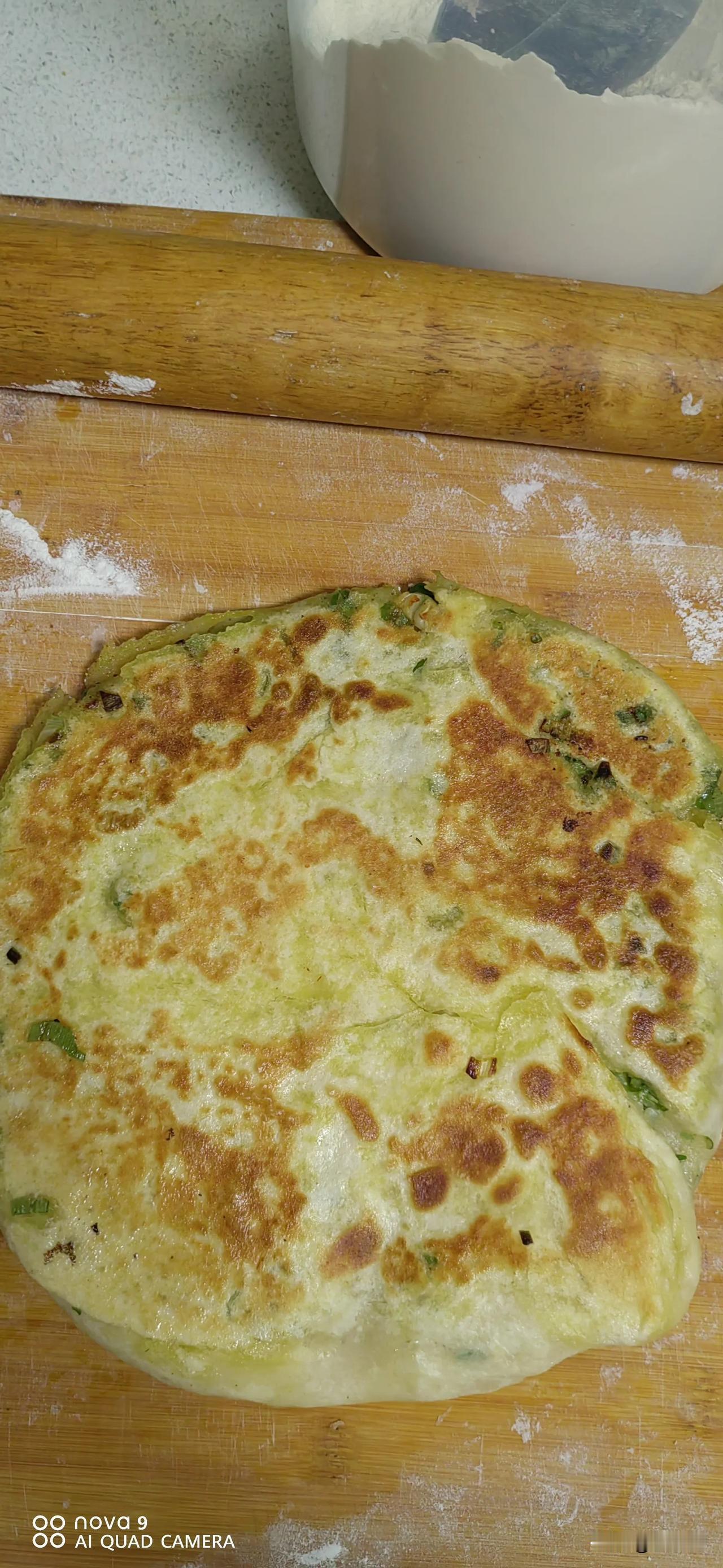 不知道什么原因，物价一夜间大涨，豆角10元，每天吃的西红柿都6元了，门口一家卖大