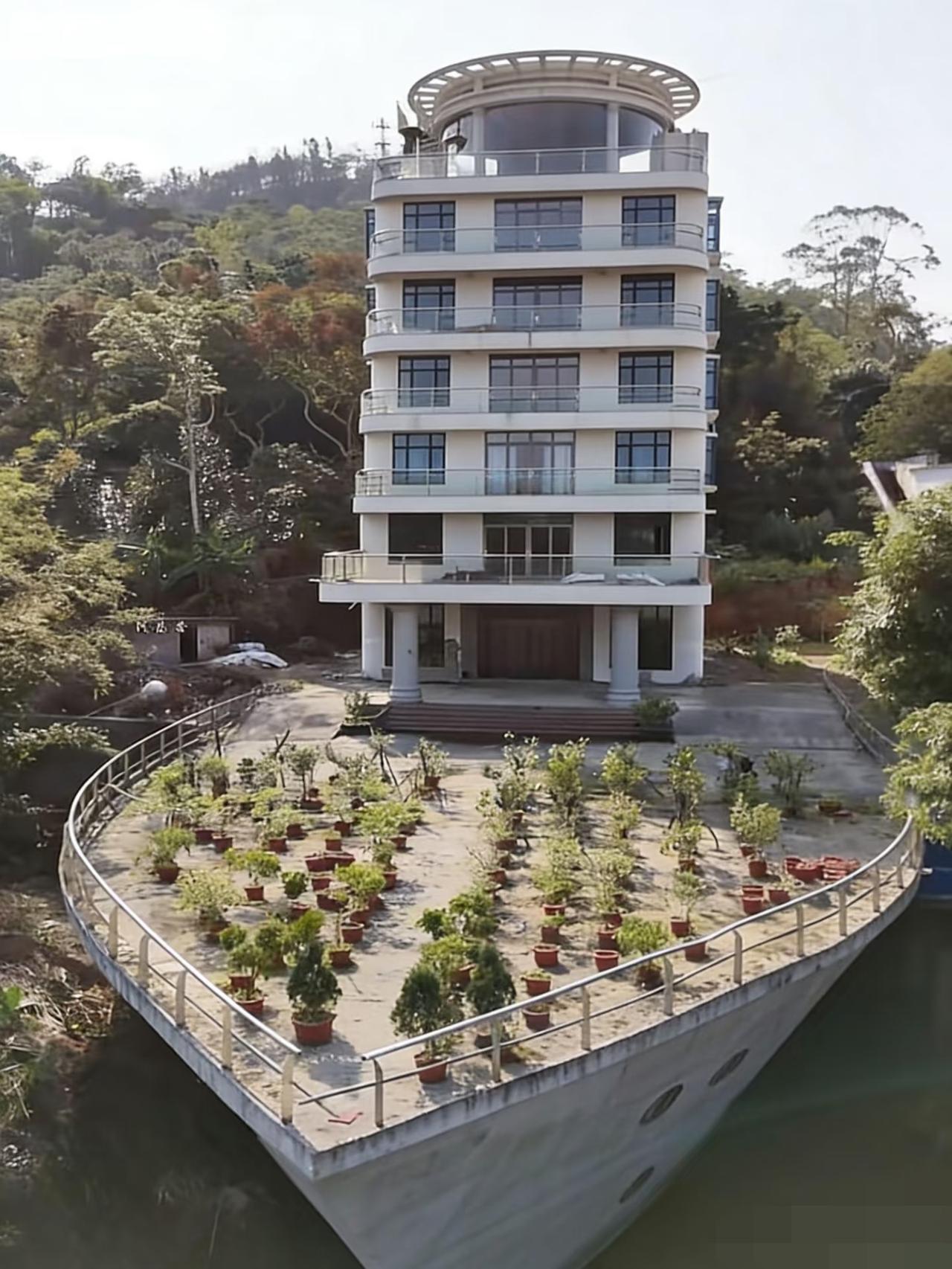 给这栋房子取个霸气点的名字，该叫什么合适？[what]