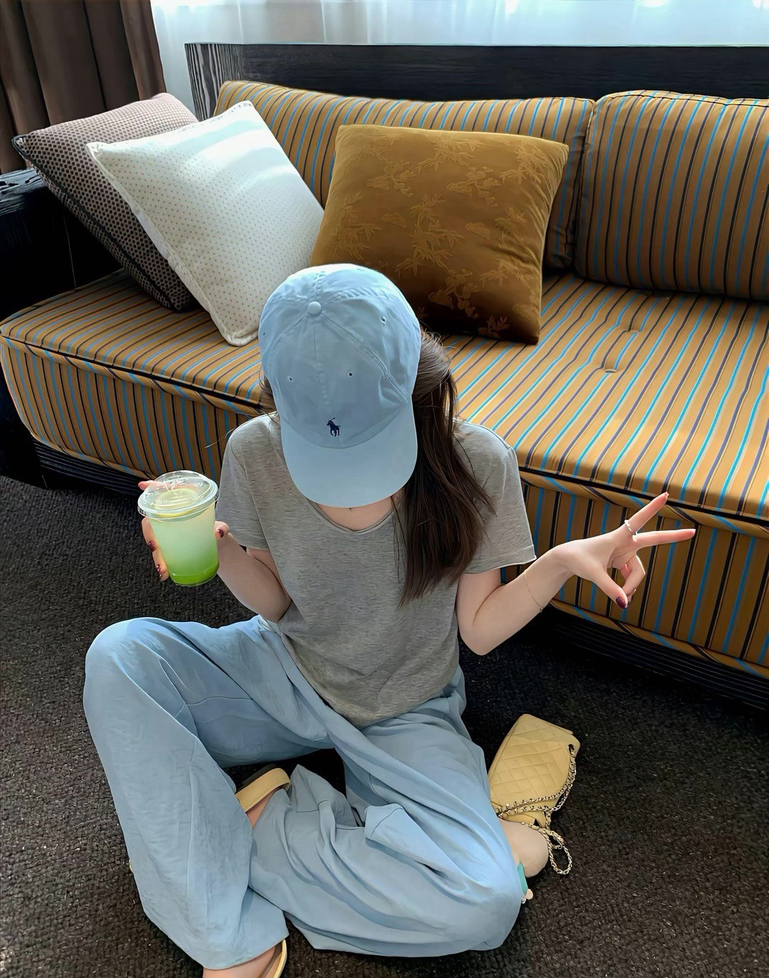 当你开始忠于自己 每一步都会走得更轻松 