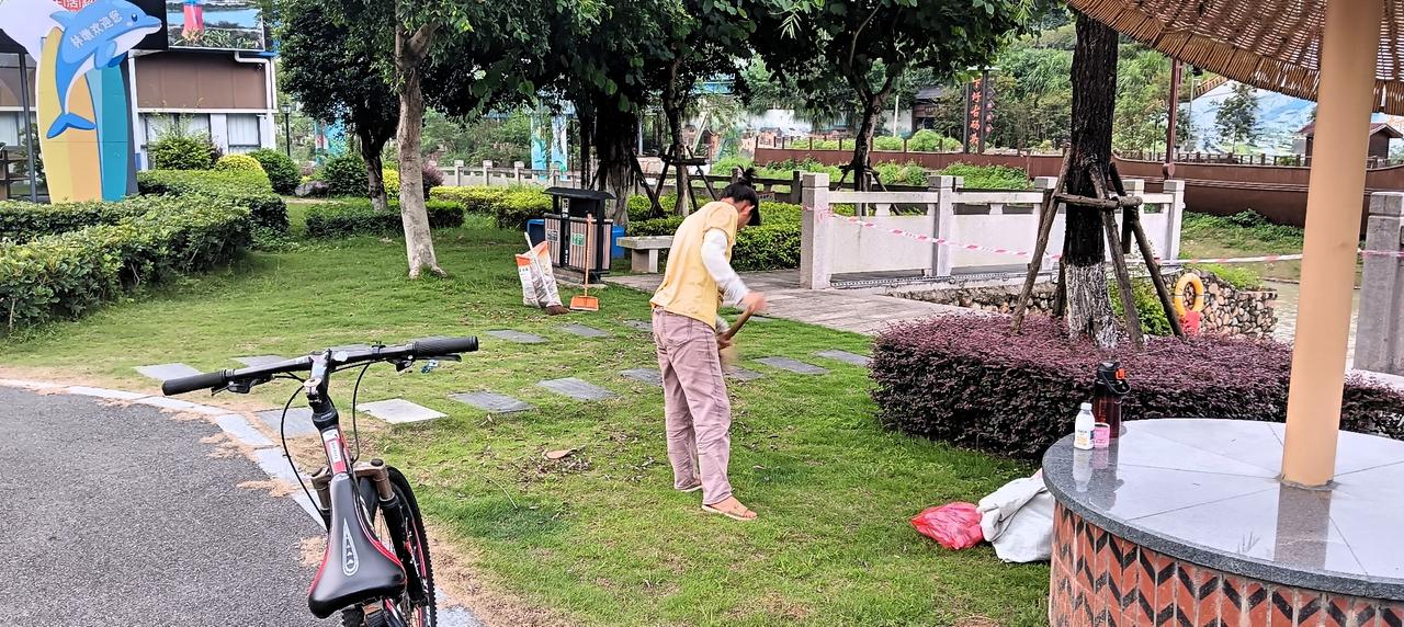 漳州市长泰区林墩——将“垃圾”统一回收，集中处理，经过二十多年的整治，整个林墩“