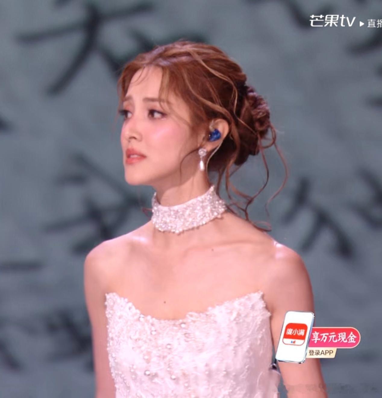 陈凯琳 凯琳宝宝你好美大声唱歌🎤你最棒