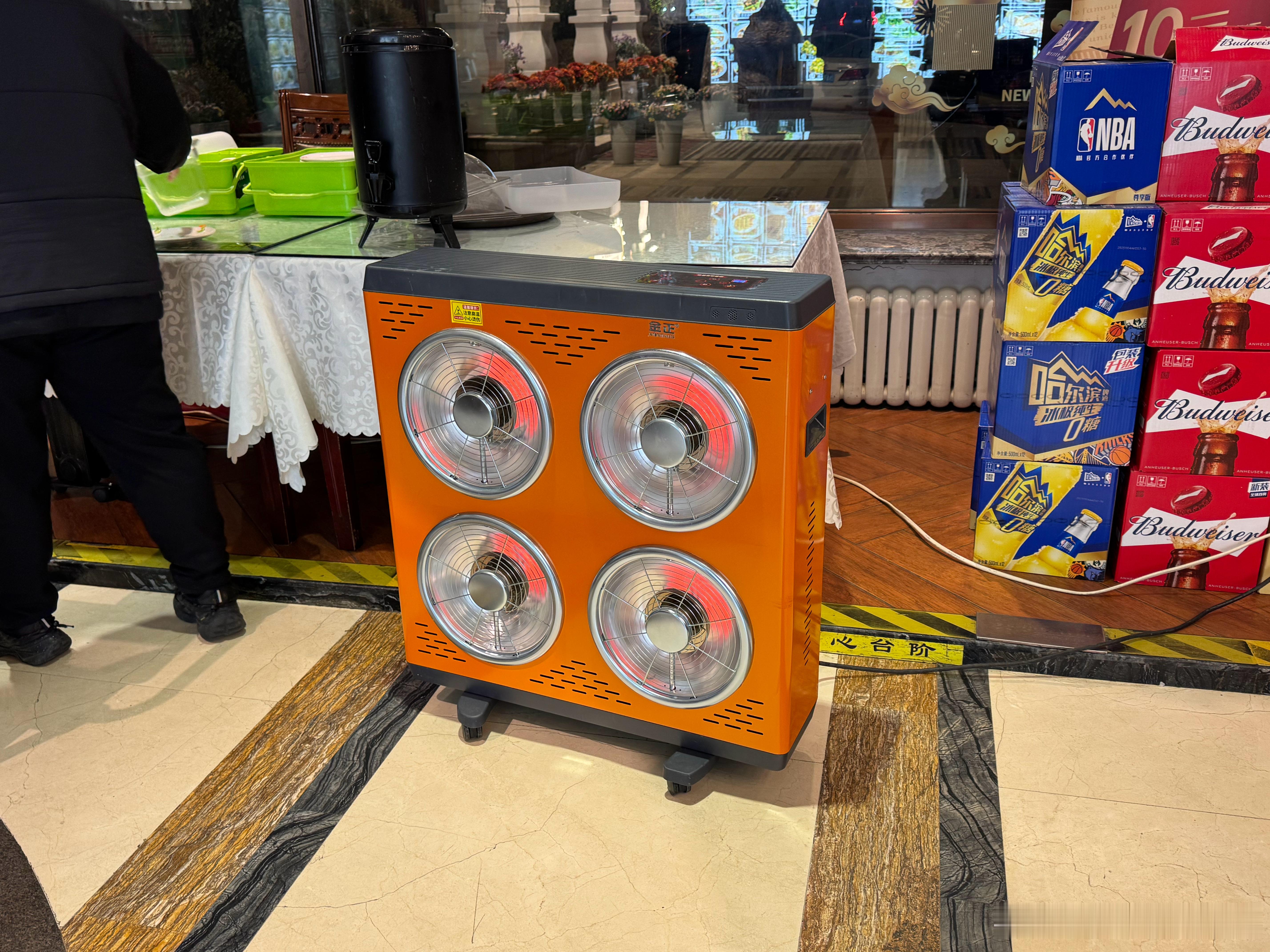 冬天的海风可真不是开玩笑的，于是我在大连见到了超级无敌加强四合一小太阳。 大连·