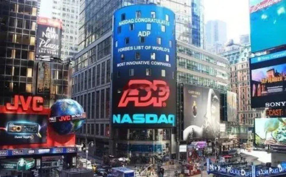 昨夜美股公布了小非农就业数据，美国5月ADP就业人数12.2万人，预期11.6万