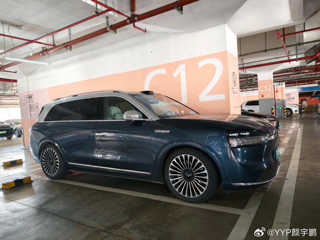 三个大六座旗舰“灰蓝色”的随手拍，大家评价一下