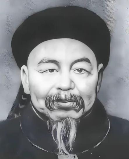 1869年，左宗棠下令斩杀降将董福祥，部将刘松山大骂：“左骡子，我真是瞎了眼！”
