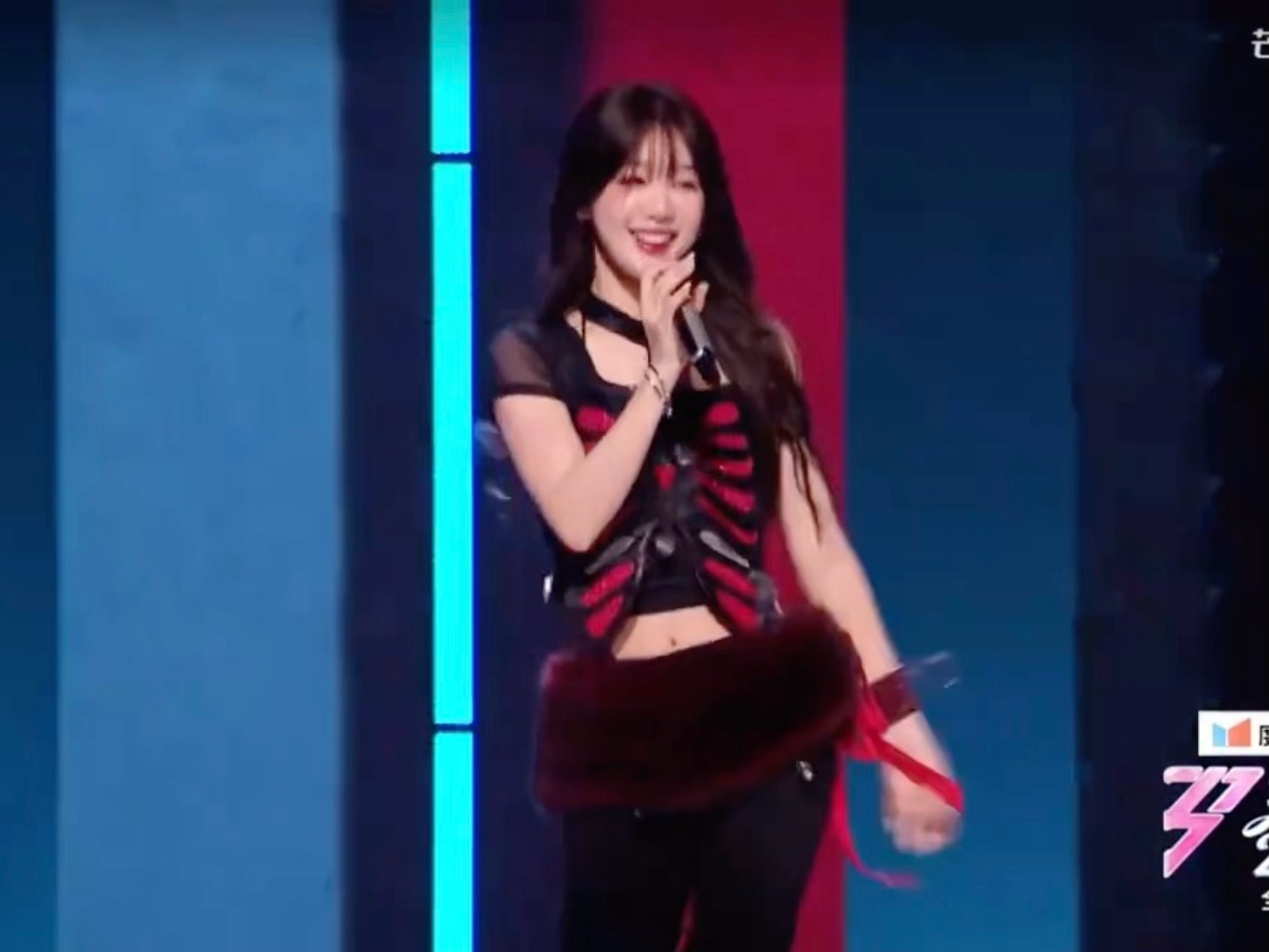 徐梦洁唱的怪怪不太好听。。 