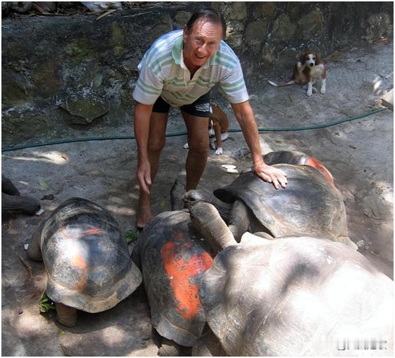 “给多少钱都不卖！”20世纪80年代，非洲一个非常寒酸的小岛主，拒绝了沙特王子给