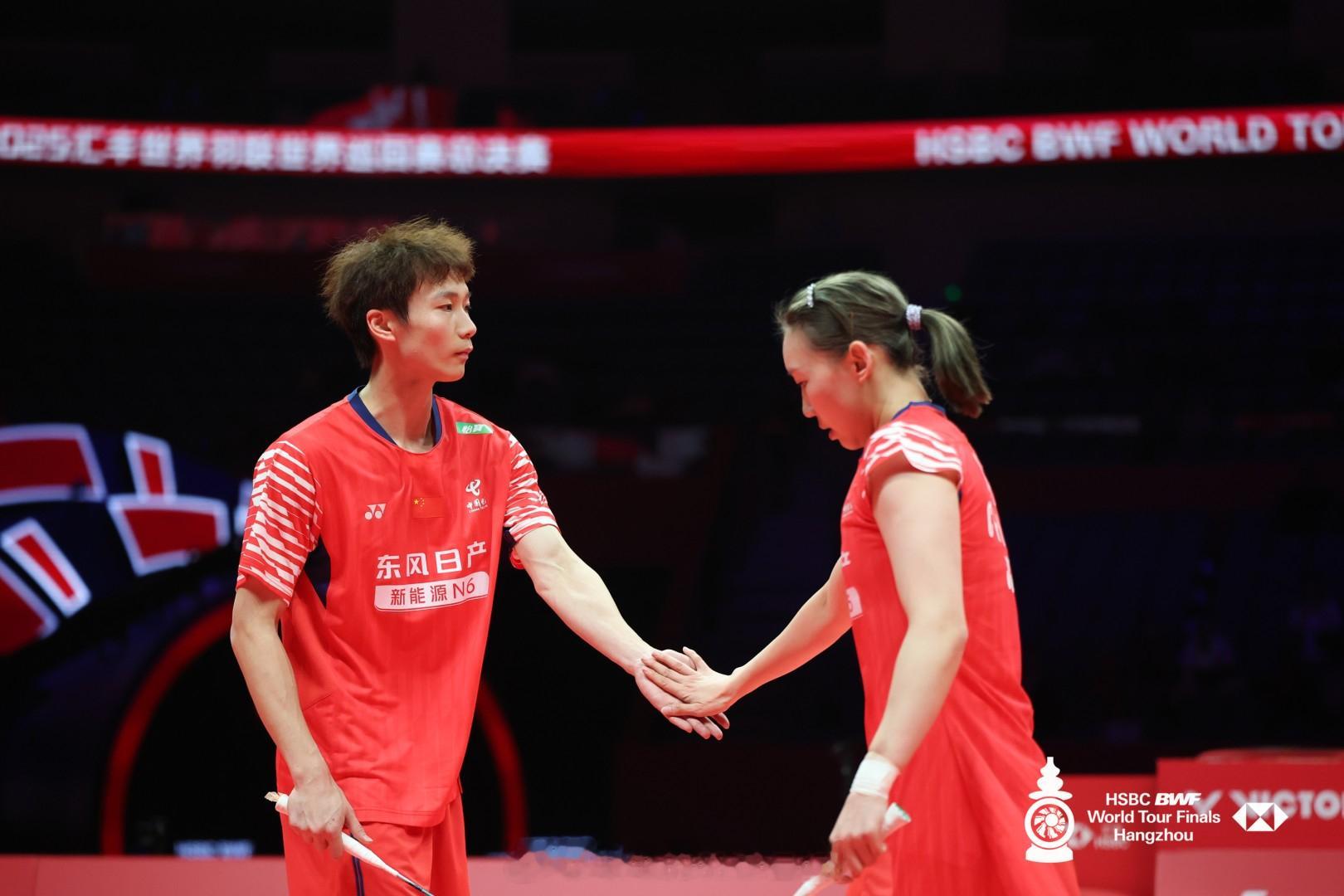 2025年世界羽联年终总决赛 混双 A组 蒋振邦 / 魏雅欣 16-21 11-