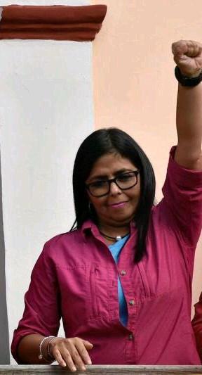 委内瑞拉代理总统罗德里格斯说，她已向美国政府发出邀请，希望就一项“合作议程”展开