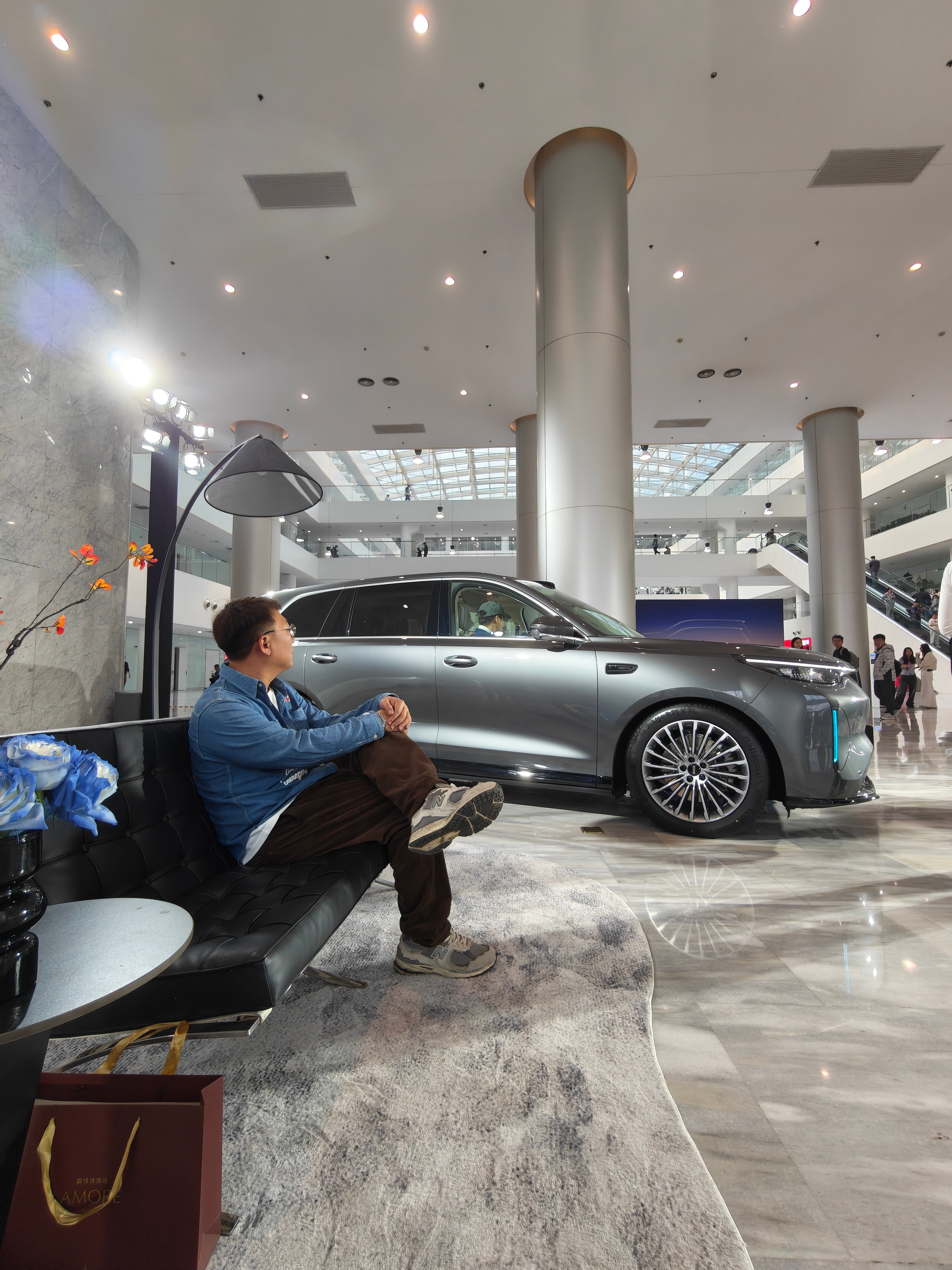 相信我，魏牌V9X买灰色，太好看了 保定·长城汽车技术中心