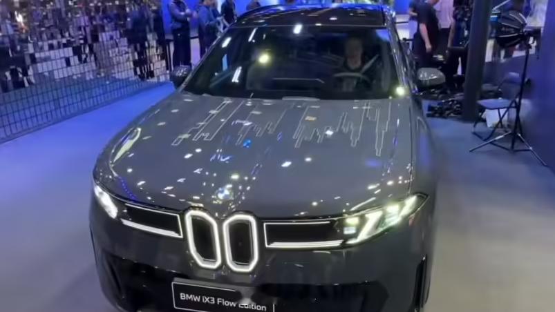 变色车成真！宝马全球首发 E Ink 量产车 BMW iX3 Flow Edit