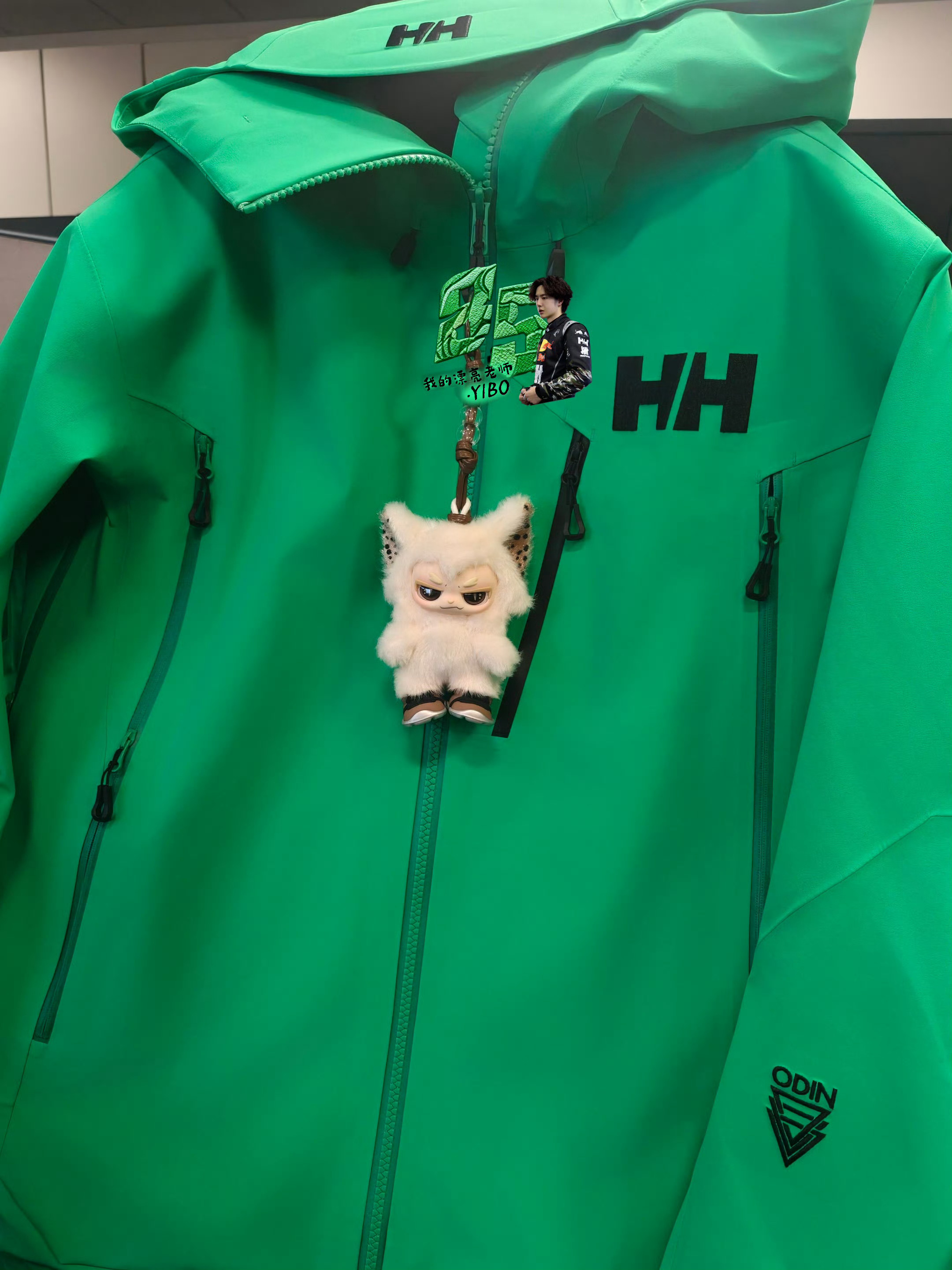 王一博ins素颜自拍哥哥比比咱俩谁更绿呗 ​​​