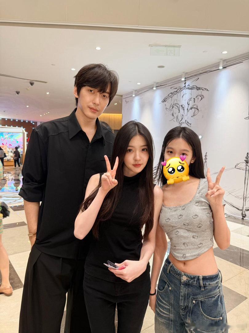 柳柳很美，老叔也很高老叔有点像流浪汉柳周cp  徐绿杨 周佑凌 半熟恋人5｜ C