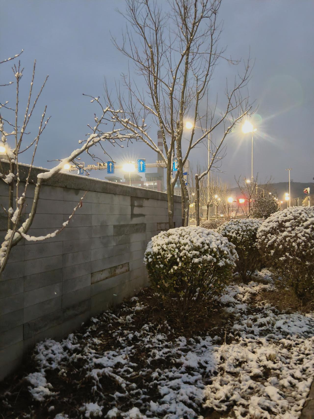 发现了没
其实很多人
对故事都是非常
感兴趣的

人都有情感需求
需要向外探索