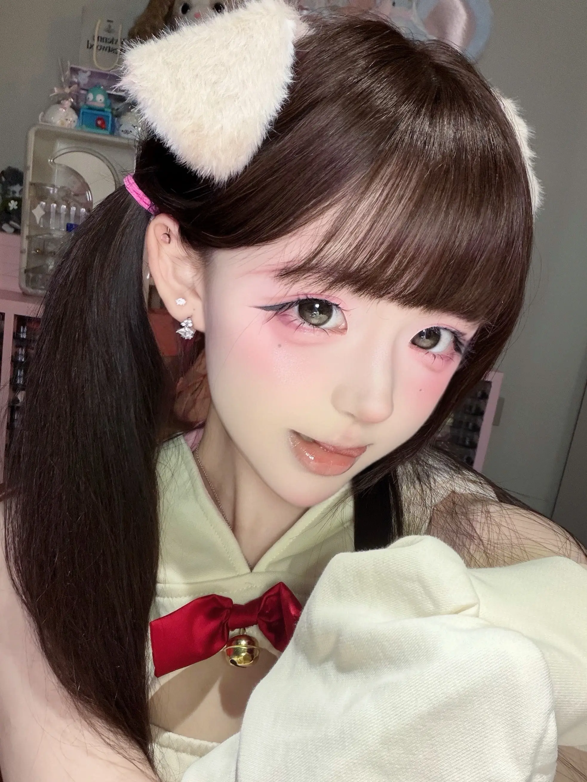 我保证我是个天使，只是这个世界有点坏(•̀ω•́ )★⭑⭑