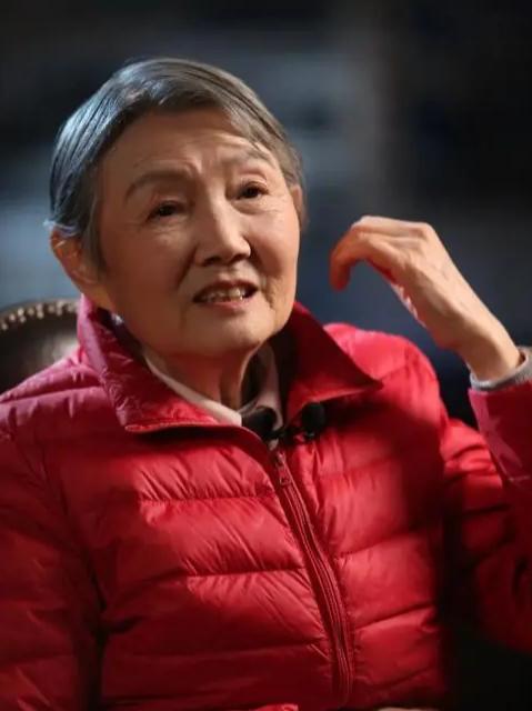 钢琴大师刘诗昆最近给小儿子刘天天举办了盛大的1周岁生日宴呢！场面那叫一个豪华，简
