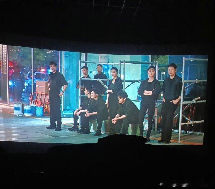 惊蛰无声 色字头上一把刀 电影里手机那个设定真的绝了！反转来得猝不及防，看完瞬间