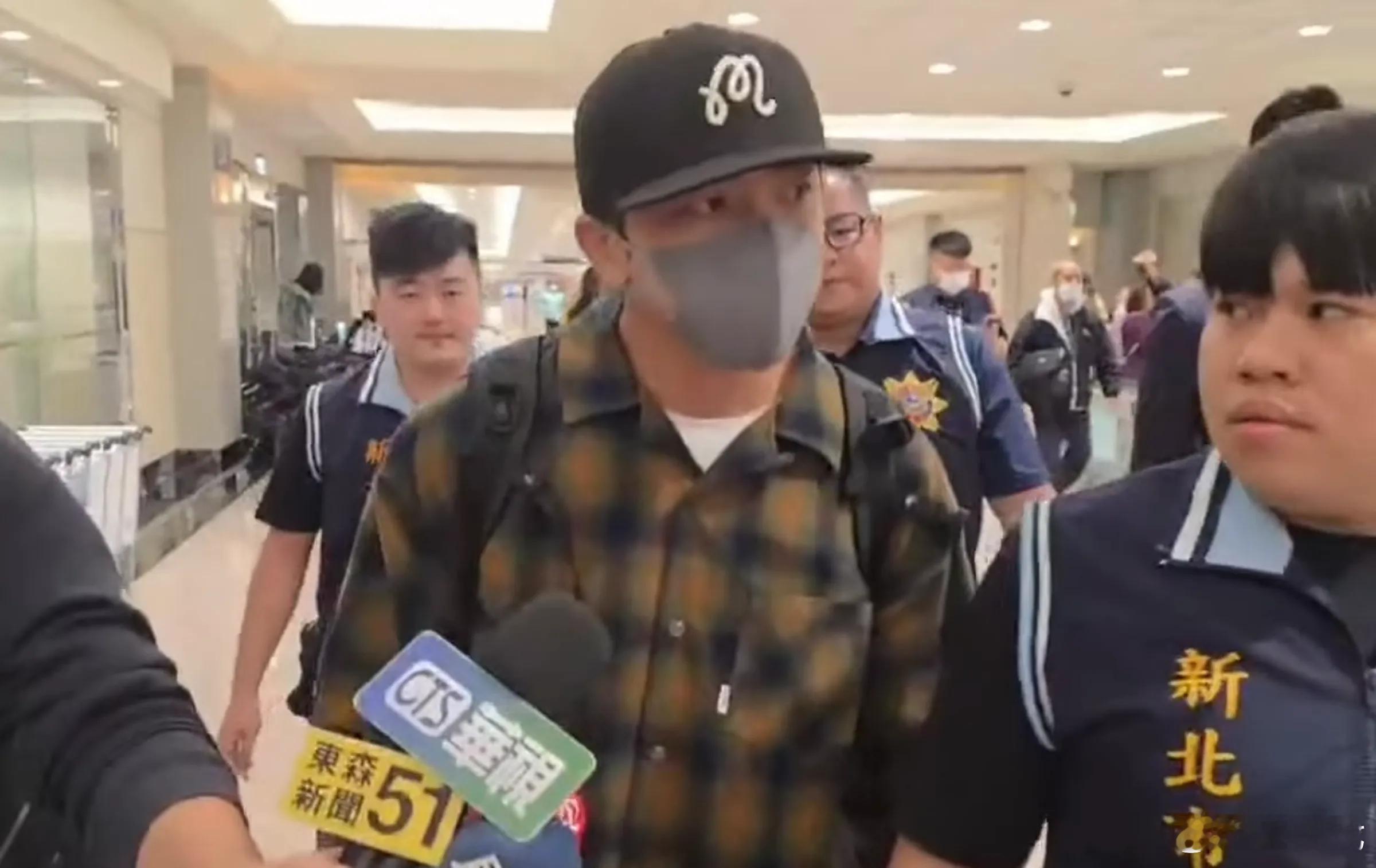 柯佳嬿老公机场被拘提 ​​​