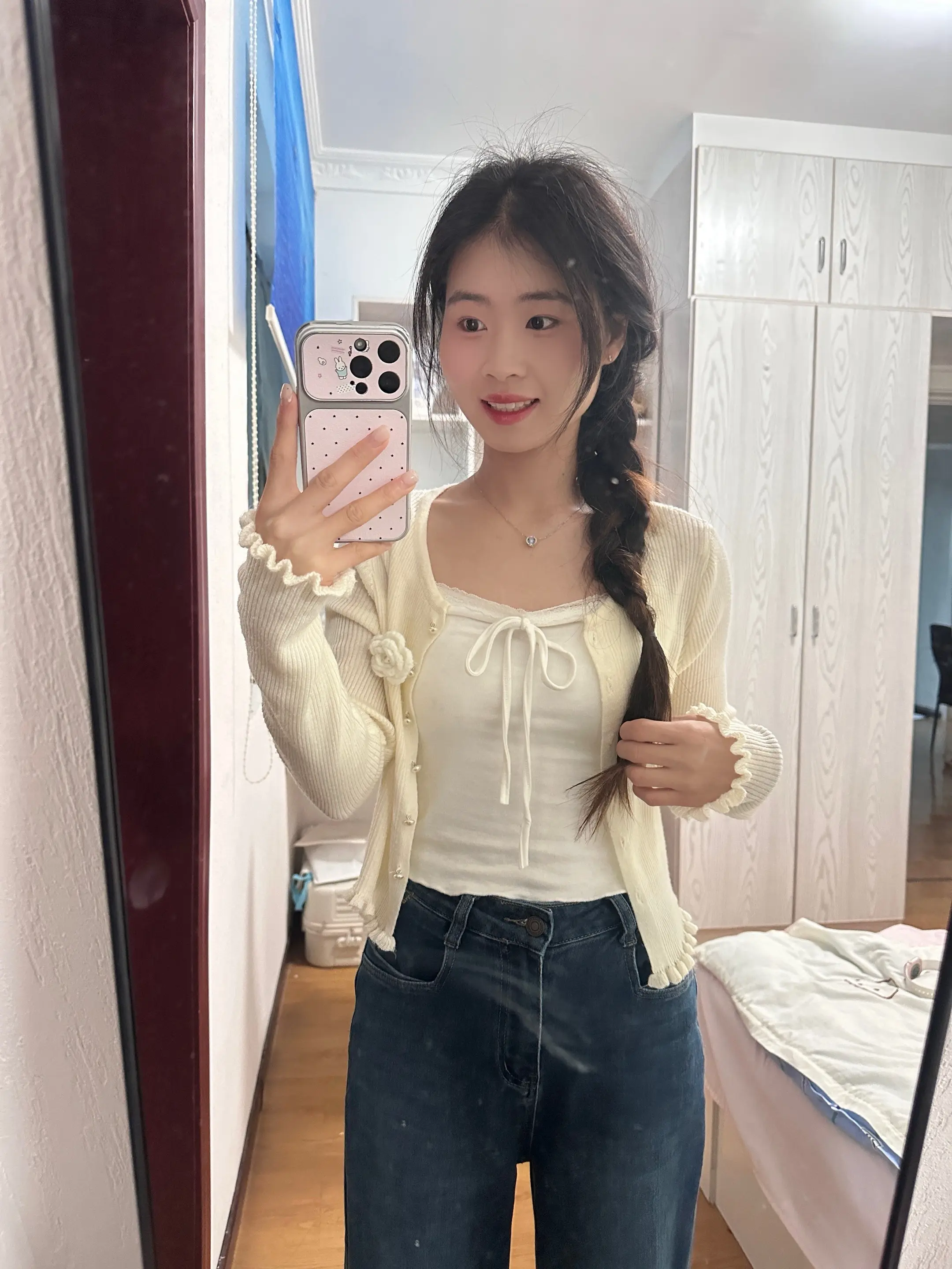 找男朋友一定要找一个老实，哪怕他没车没房没没存款，只要两个人踏实过日子...