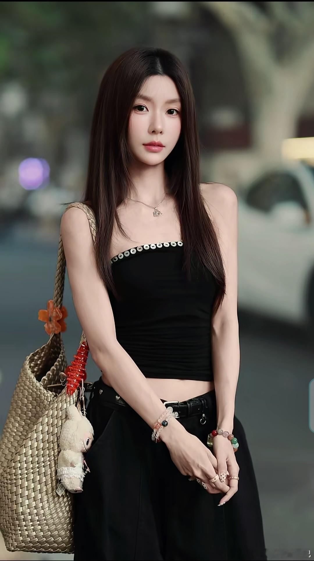 小姐姐街拍气质穿搭清纯女孩