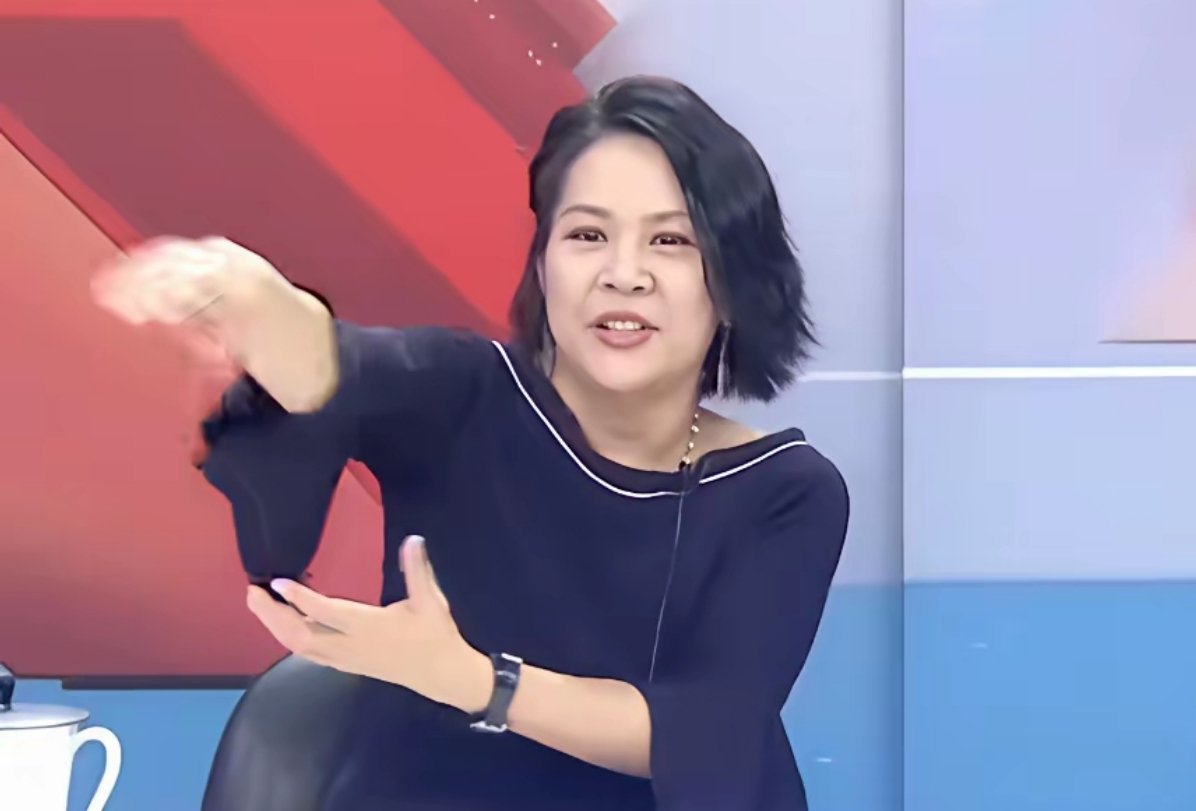 陆配李贞秀把大陆的退休金政策在台湾好好的宣传了一下。 