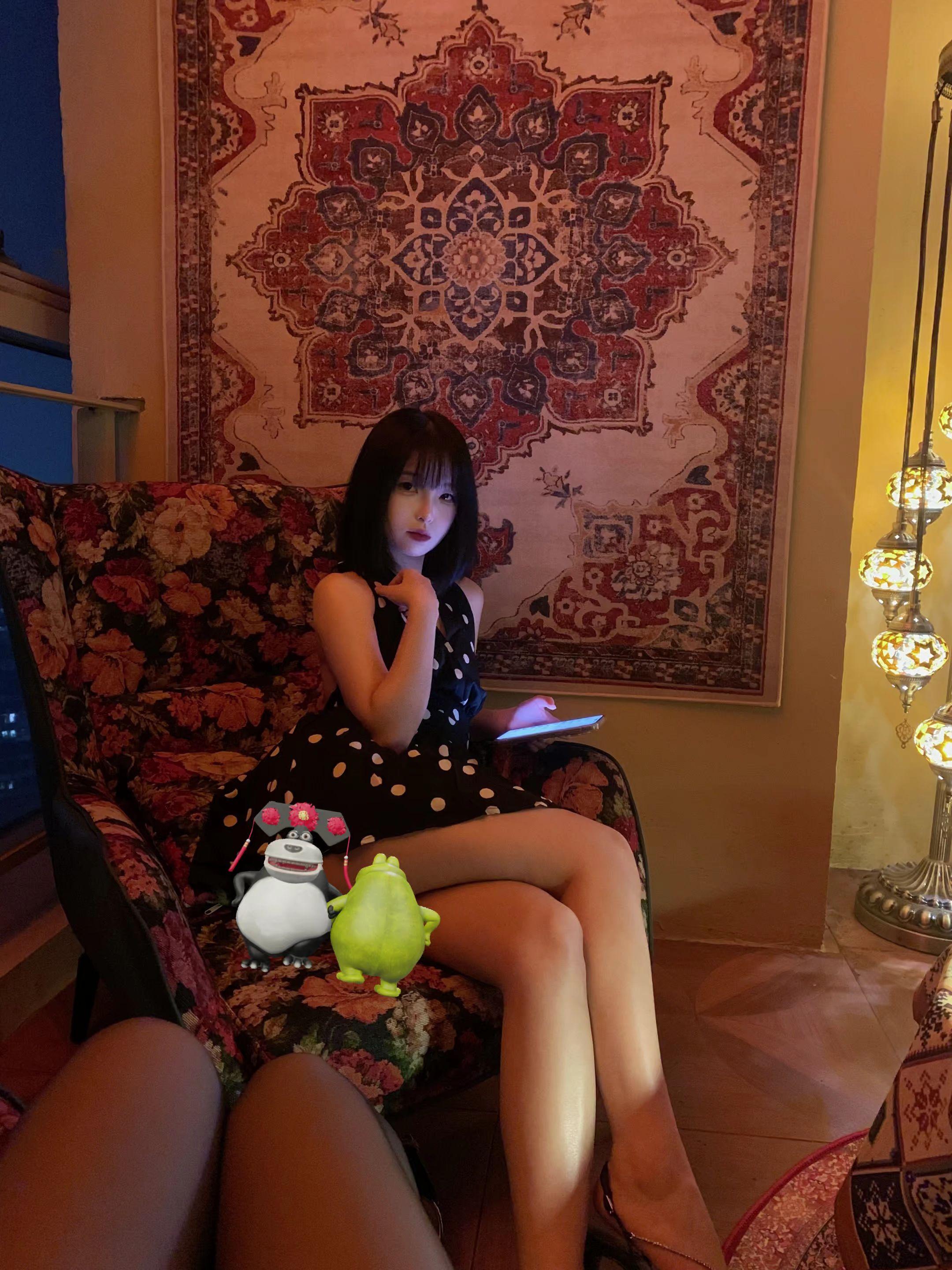如果一个女孩她很可爱，但是她最近胖了，但是她真的很漂亮善良，那么今天你...