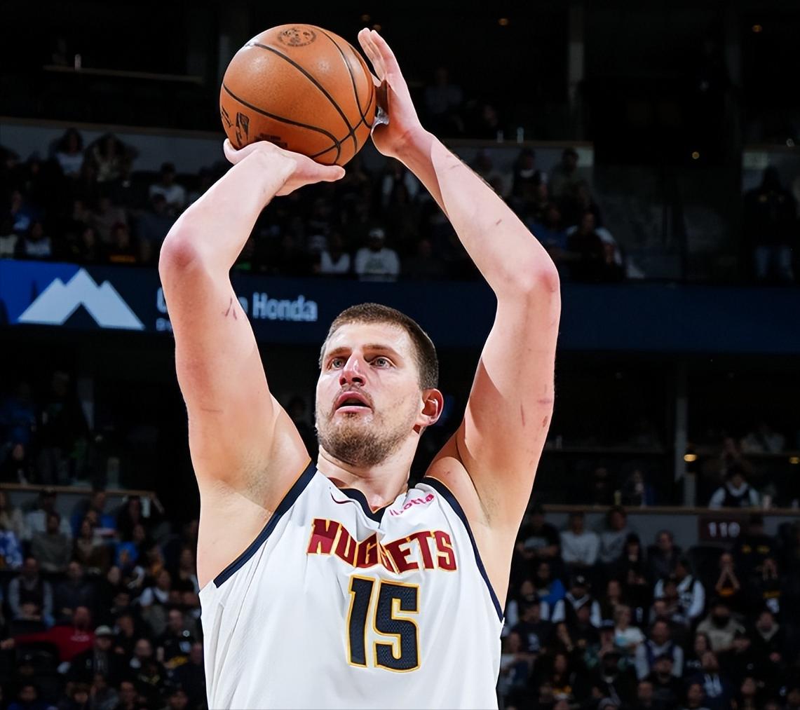 约基奇即将创造NBA历史！这位塞尔维亚中锋有望签下5年3.595亿美元的超级合同