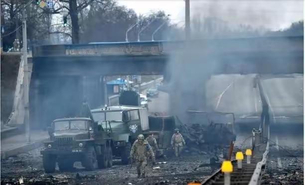 乌克兰悲剧：仗打完土地丢四分之一 人跑了一千万：2025年11月底停火，俄罗斯占