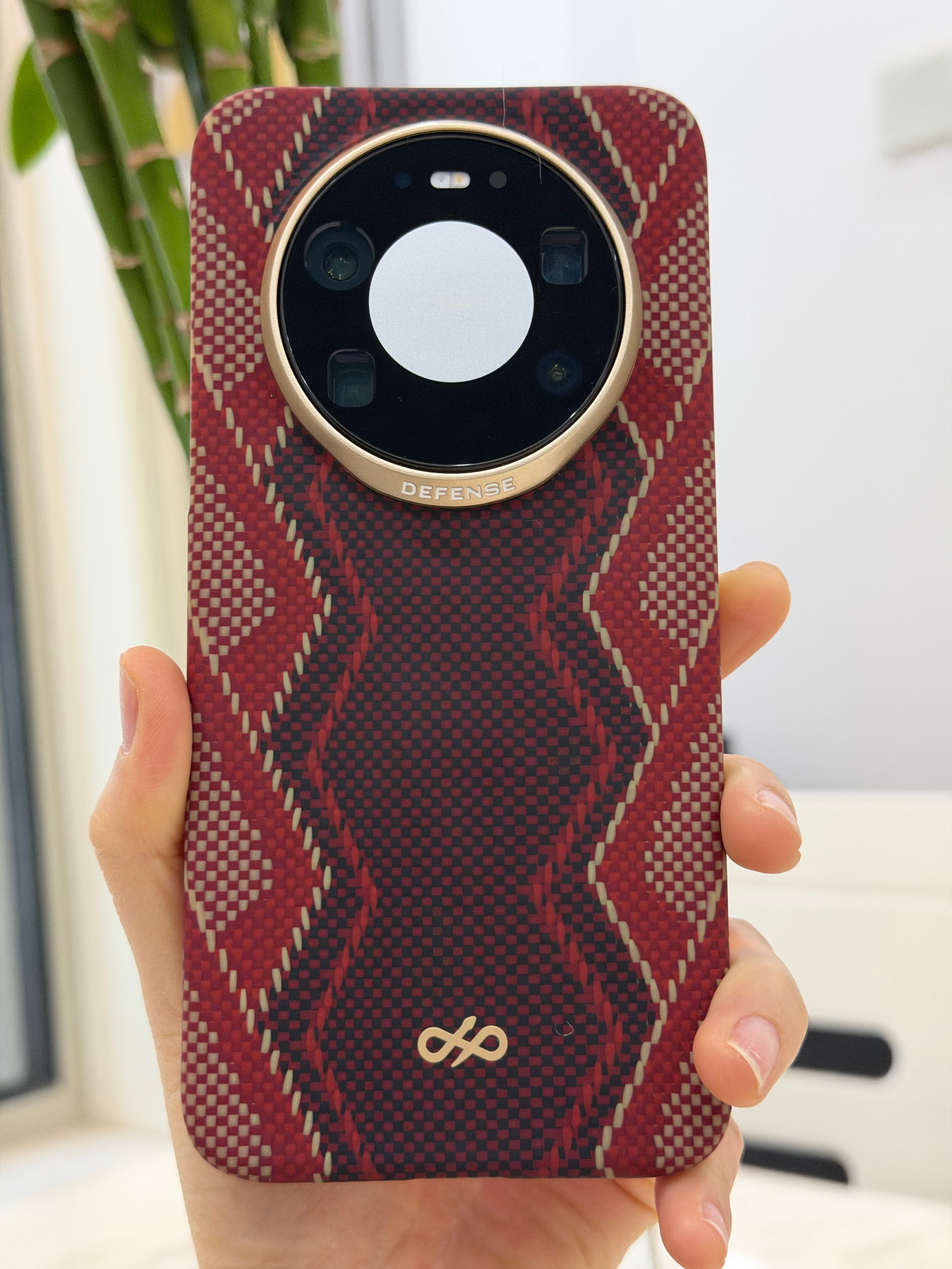 自费买了个决色的赤蛇权杖，哪哪都好。果然钱花哪哪好啊