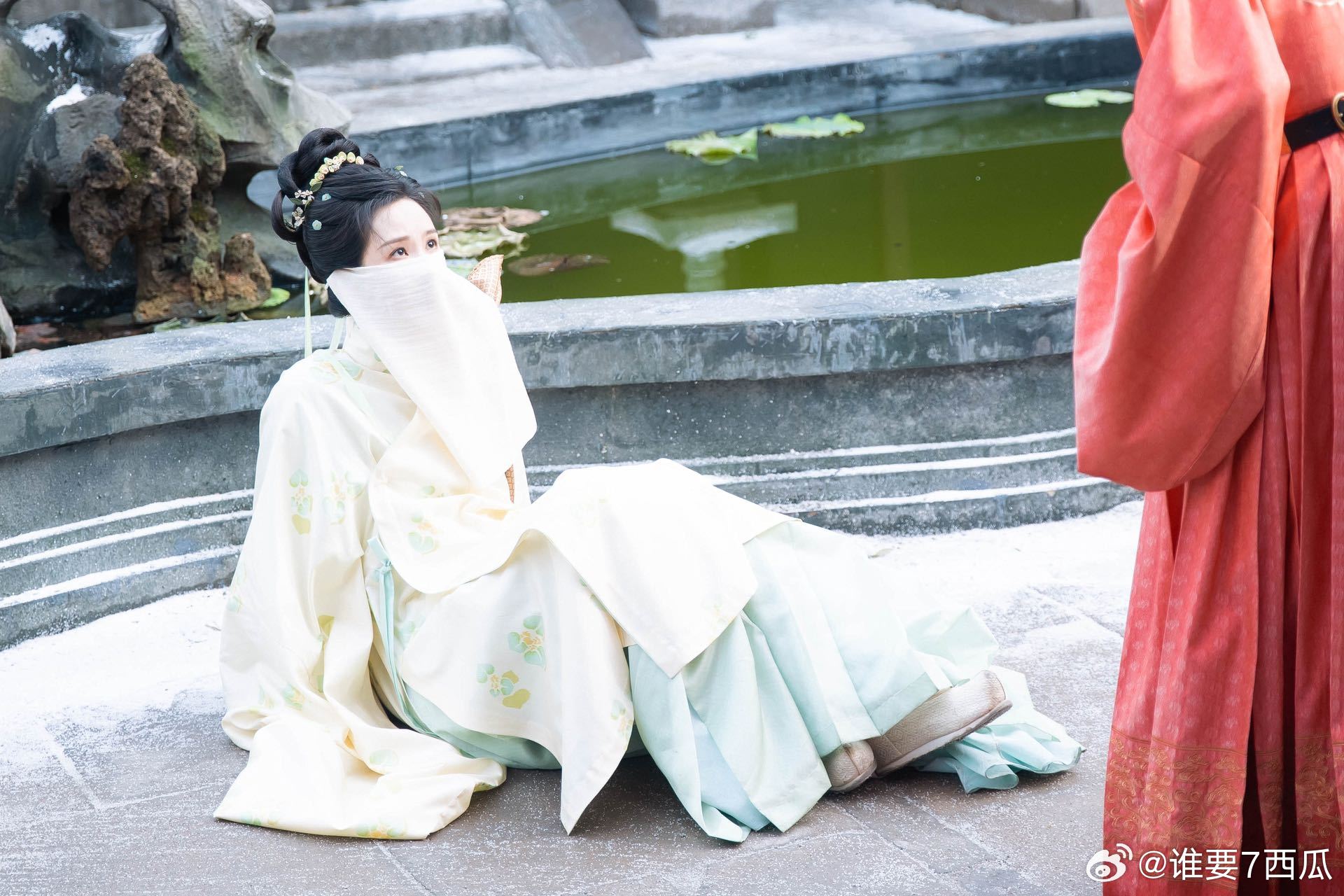 陈都灵 妈妈的保镖来啦 笑到肚子疼，庄寒雁爱妈剧情太逗。手机铃声、跳水救妈，这些