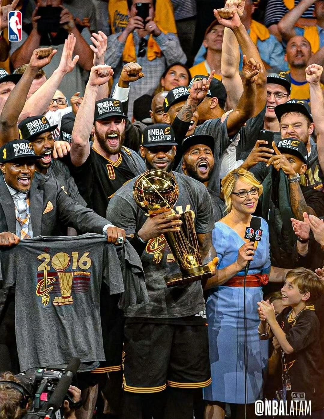 骑士詹姆斯nba我的观赛搭子 老照片回顾[照相机] ​​​