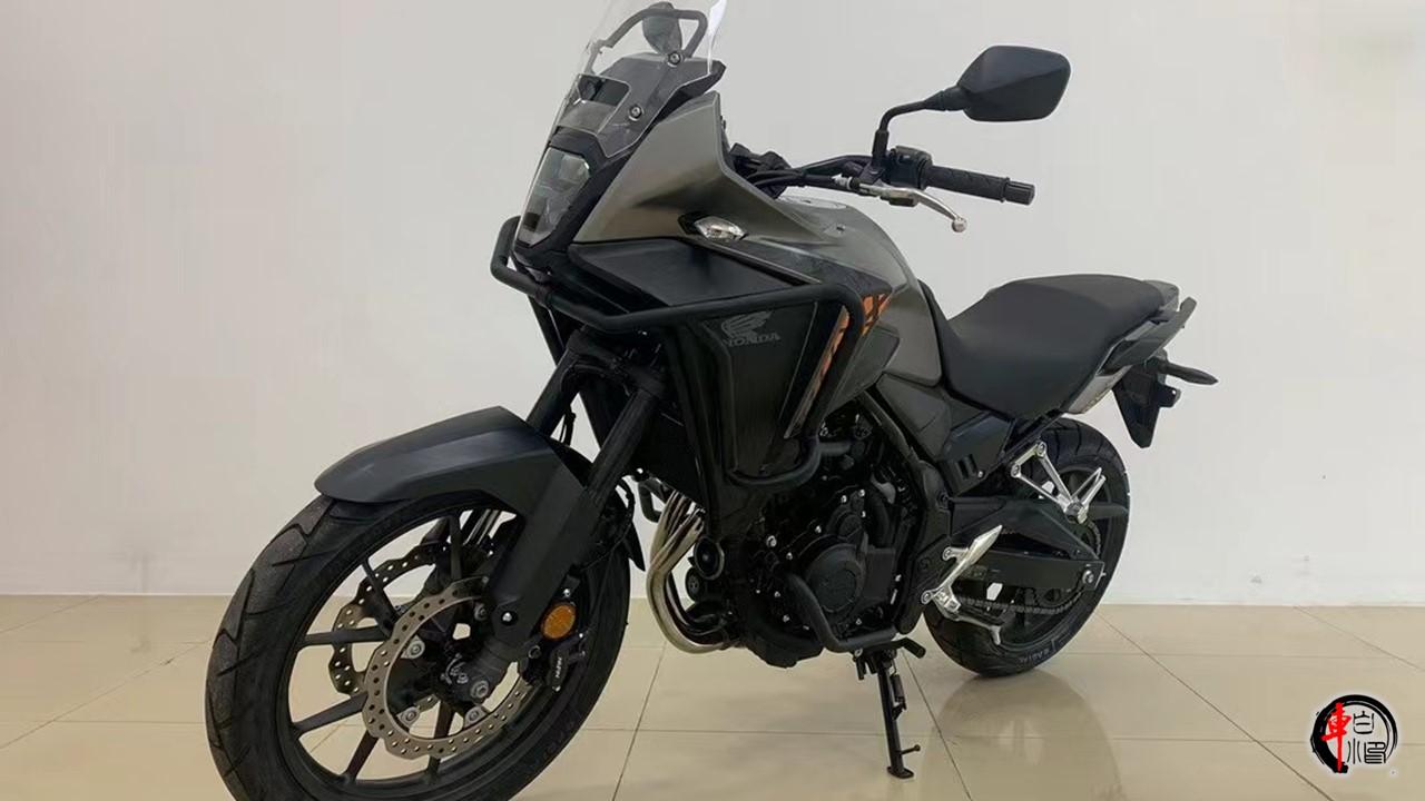 #本田NX400即将发布，售价4万以内？#
本田新品“翼翼生辉”呼之欲出，预计发