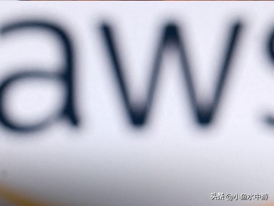 亚马逊证实，无人机袭击导致位于阿联酋和巴林的十几个核心云服务中断。
亚马逊是全球