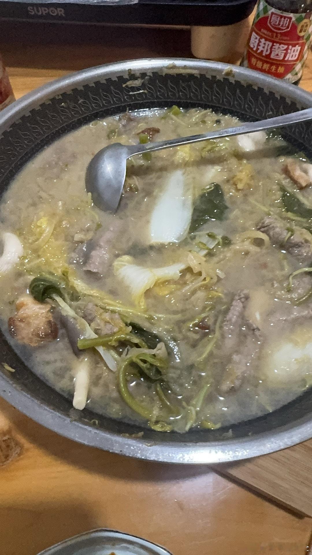 是谁现在才吃上晚饭