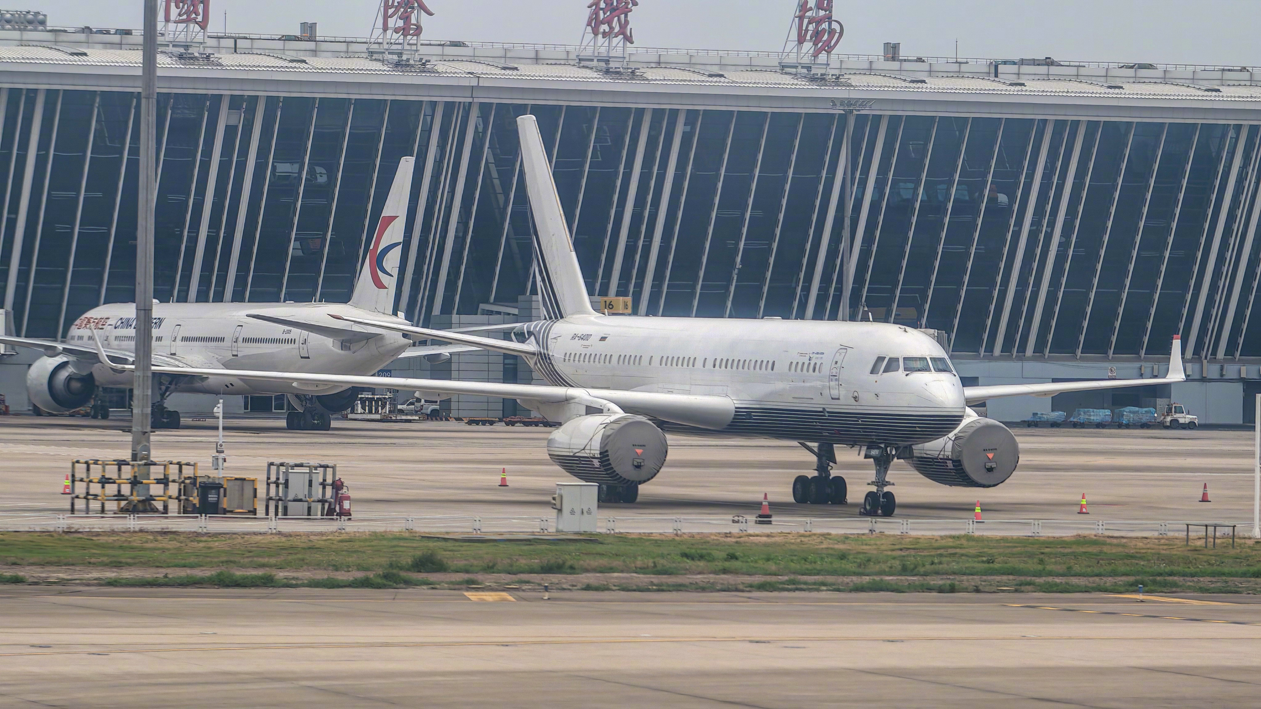 咦，这个 A321 怎么腿这么长
