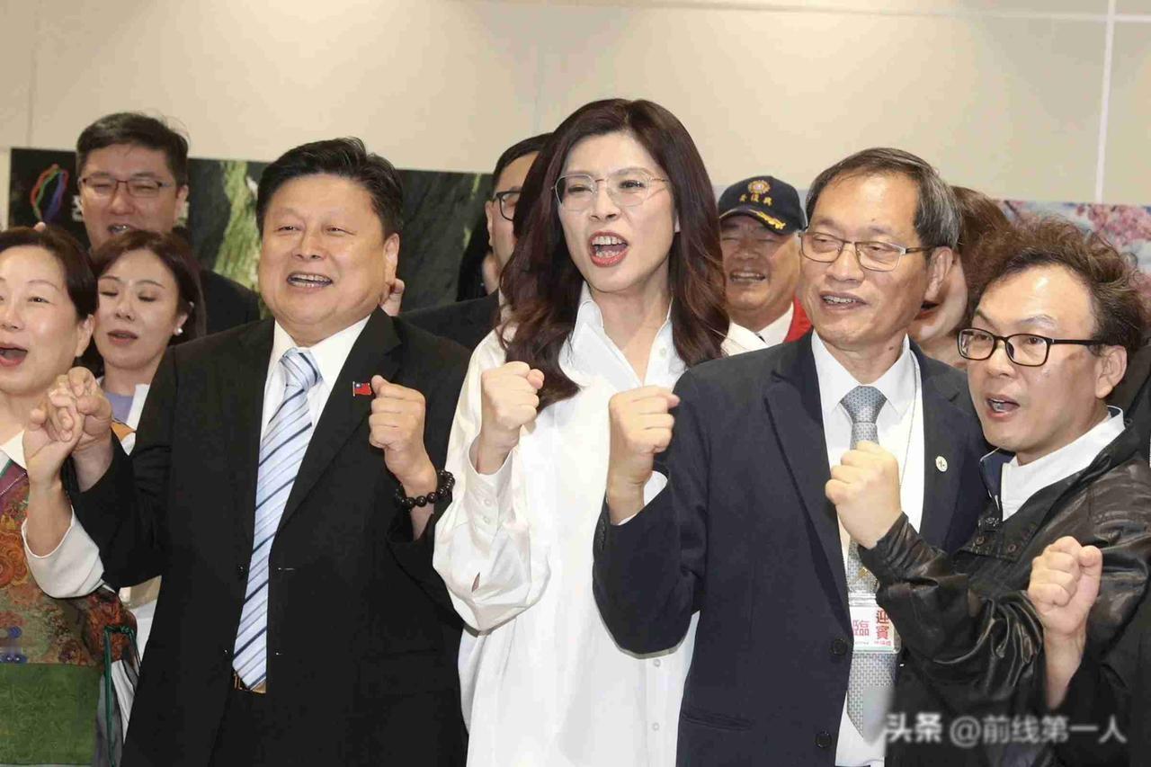 郑丽文在立法院讲话越来越直白，她不再回避两岸话题，也不跟着党团喊维持现状，有人把