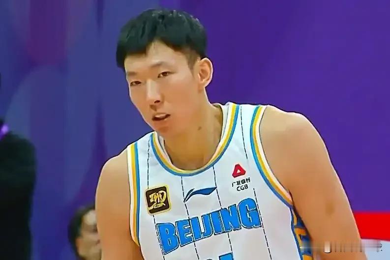 即将首秀！自从前NBA中锋博班马扬诺维奇与浙江广厦男篮签约以来，关于这位巨型中锋