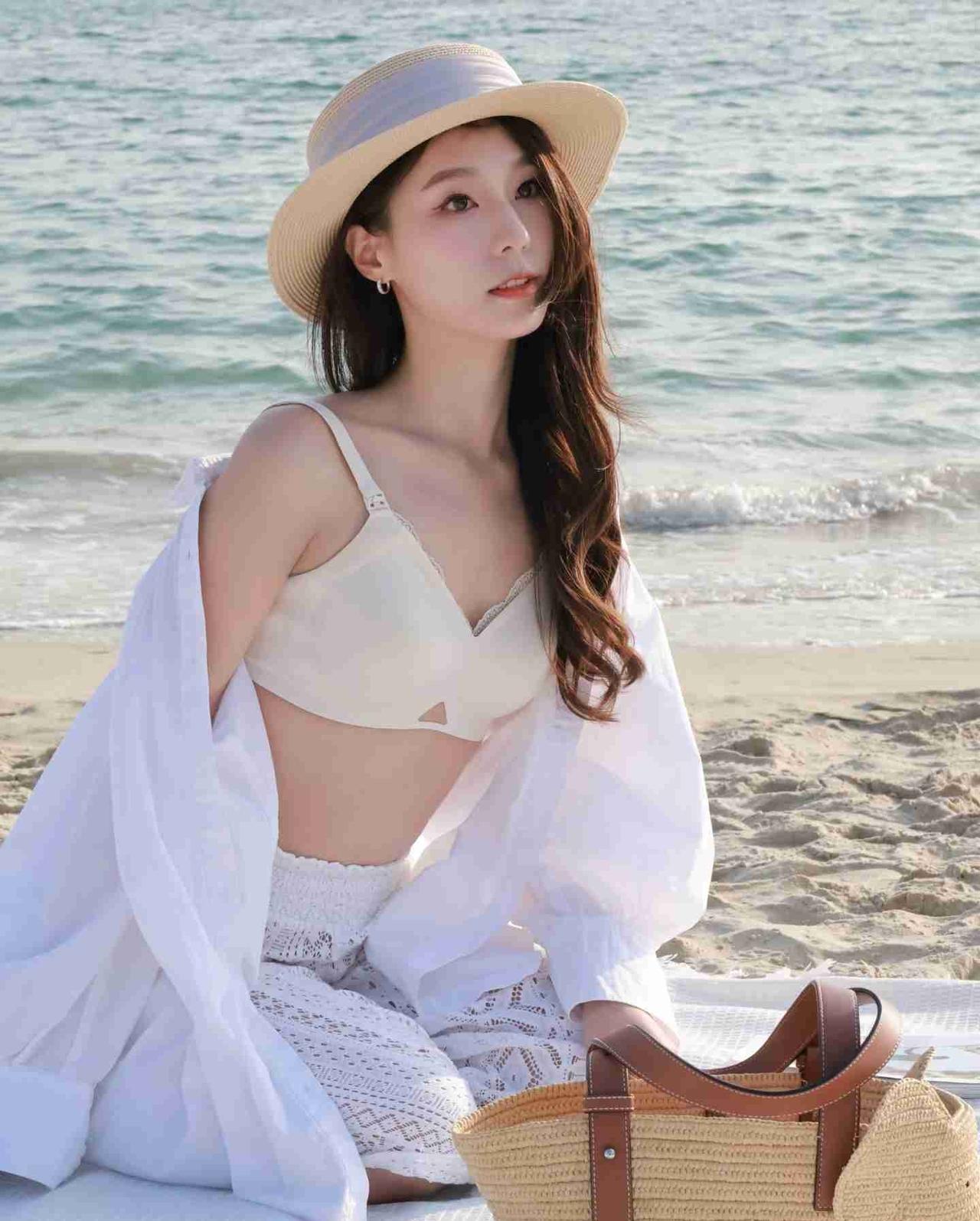 我的今日状态：😁轻松愉快
我这里的天气：☀️晴天